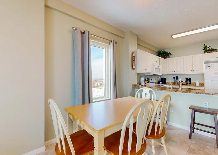Holiday home Cozy In Gulf-front Complex Shared Pool Ac Elevator *