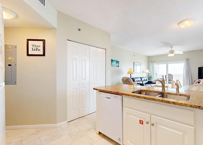 Cozy In Gulf-front Complex Shared Pool Ac Elevator Holiday home